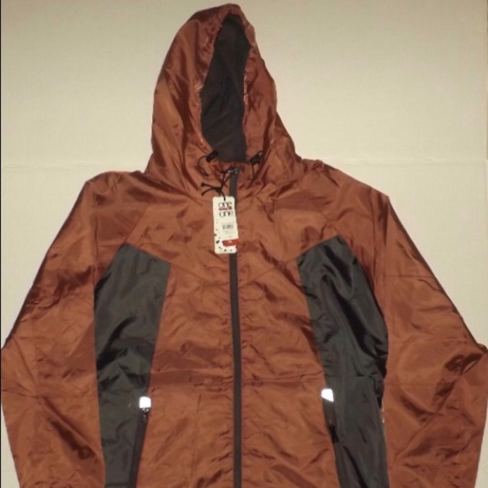 New One point one windbreaker with tags!